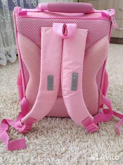 Рюкзак школьный