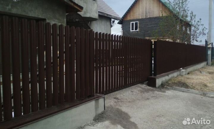Секционные ворота