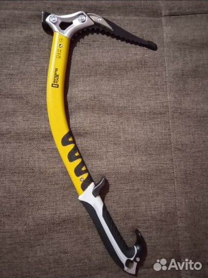 Ледоруб Singing rock Bandit