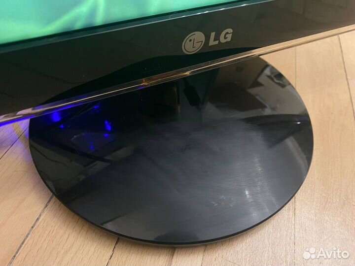 Монитор LG 23