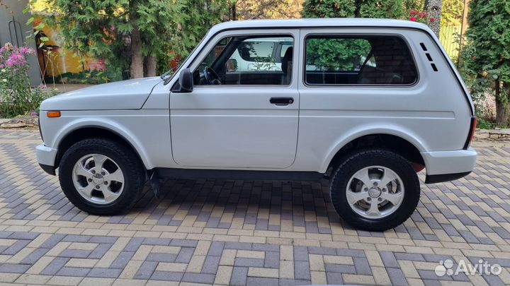 ВАЗ 2121 (4x4) Urban 1.7 МТ, 2015, 144 000 км