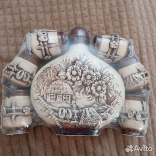 Подарочный набор посуды