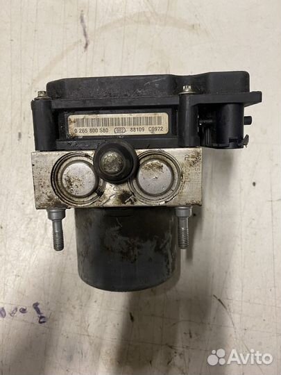 Блок ABS Nissan Tiida