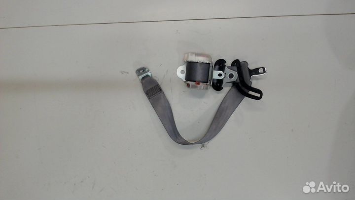 Ремень безопасности Toyota Sequoia 2008, 2008