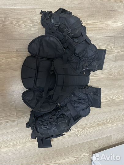 Вратарский нагрудник int