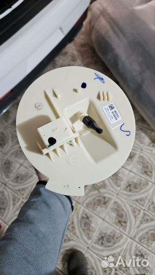 Бензонасос Dodge challenger 2020