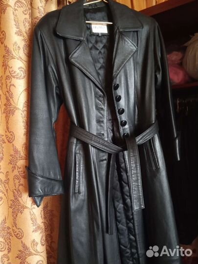 Кожаный плащ женский