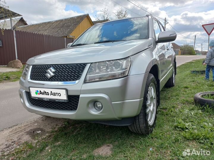 Suzuki Grand Vitara 2.4 AT, 2011, 185 000 км
