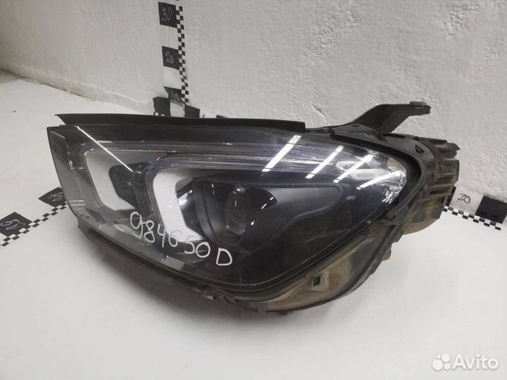 Фара левая Mercedes-Benz GLE