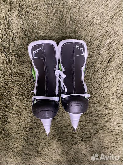 Хоккейные коньки bauer