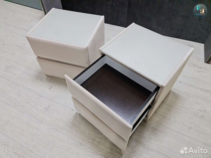 Прикроватные тумбы