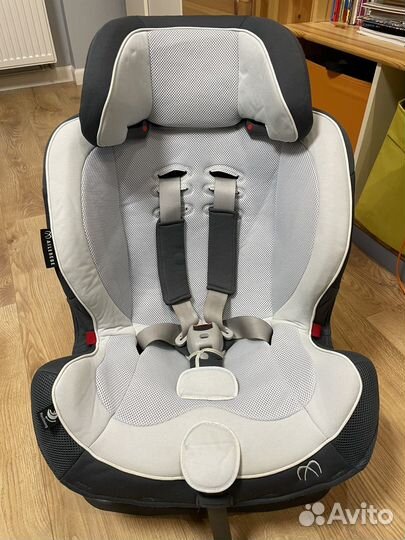 Автокресло carmate swing moon