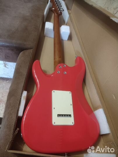 Новая электрогитара Jet JS-400 / обмен