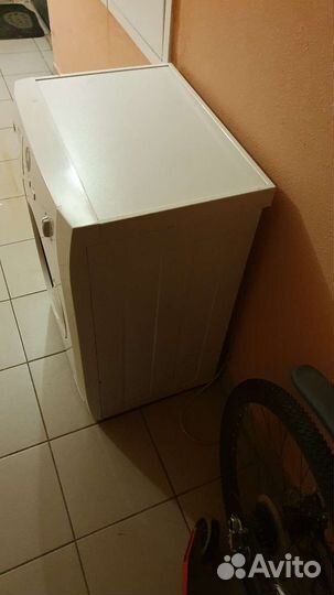 Стиральная машина zanussi