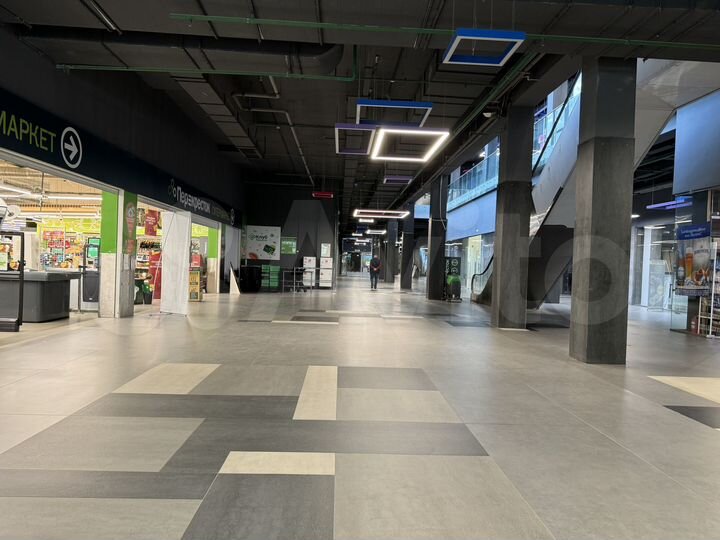 Помещения в торговом центре, от 1 до 150 м²