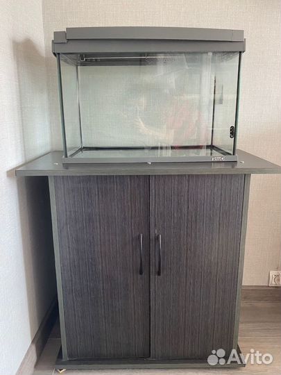 Аквариум с тумбой