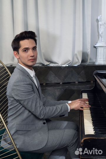 Пианист на мероприятие, певец