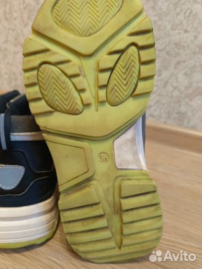 Ботинки осенние 38 размер