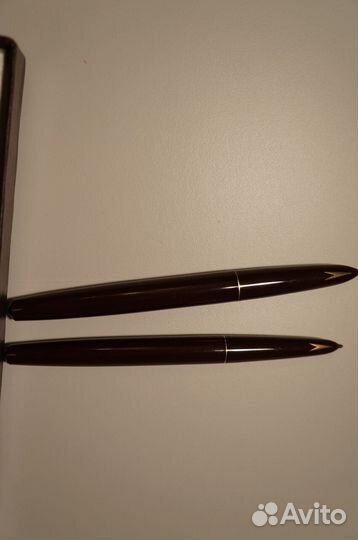 Набор. Ручка перьевая +ручка шариковая hero. Китай