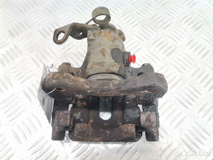 Суппорт задний левый для Seat Alhambra 7D0615423B