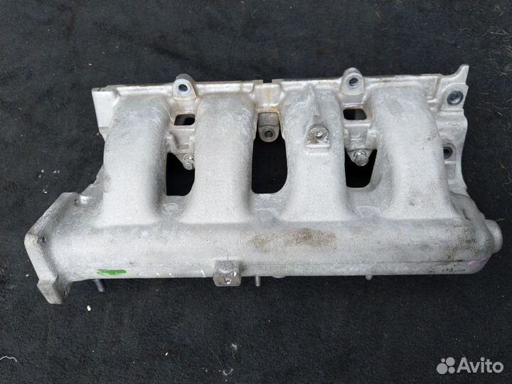 Коллектор впускной 8201234479