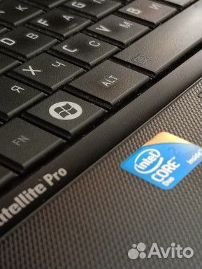 Ноутбук toshiba