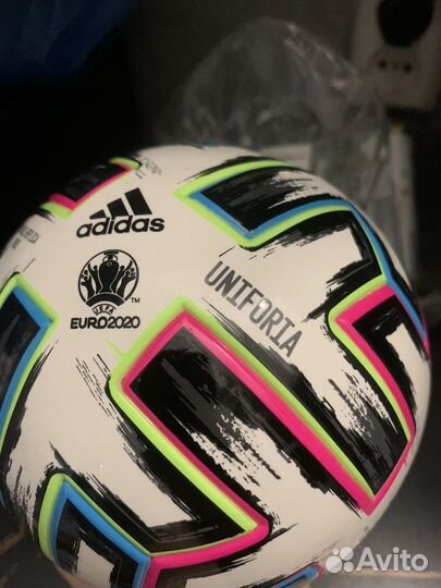 Футбольный мяч адидас оригинал