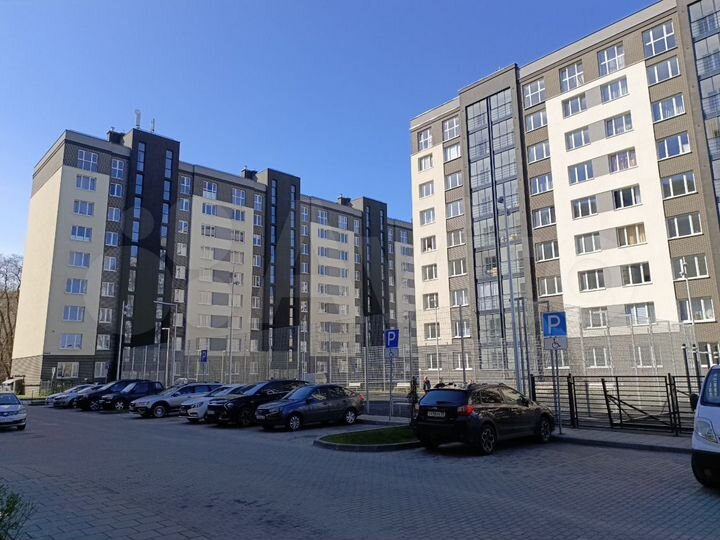 2-к. квартира, 60,2 м², 2/9 эт.