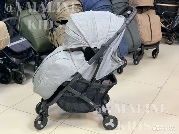 Новая легкая прогулочная коляска