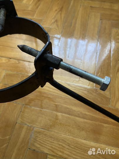 Подставка/ держатель для елки/сосны