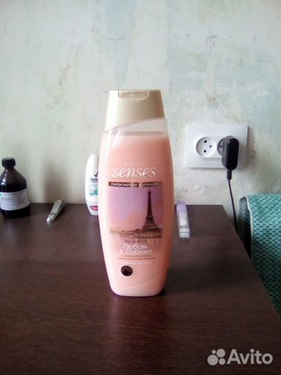 Гель для душа avon