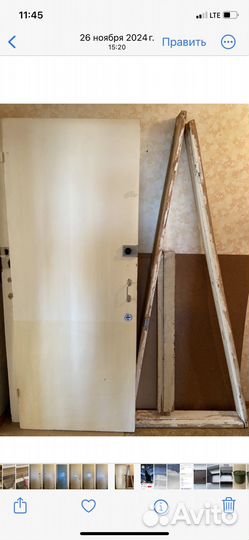 Дверь входная деревянная