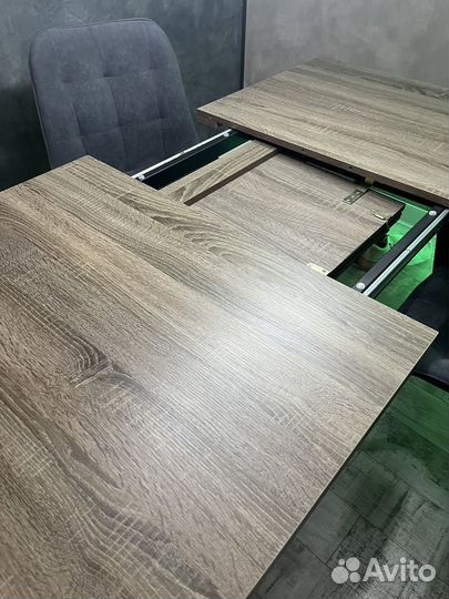 Обеденный стол большой лофт