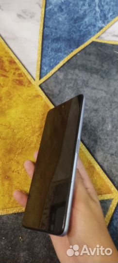 Продам honor 10x lite в хорошем.состоянии