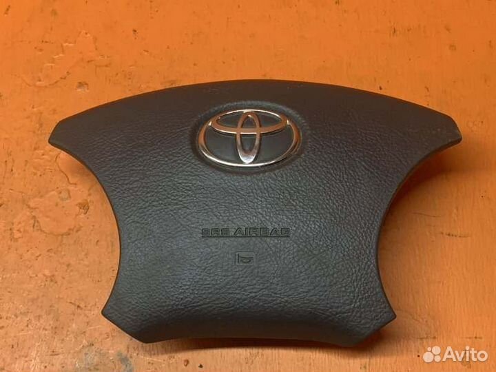 Подушка безопасности в руль Toyota Highlander XU20