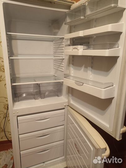 Холодильник атлант бу