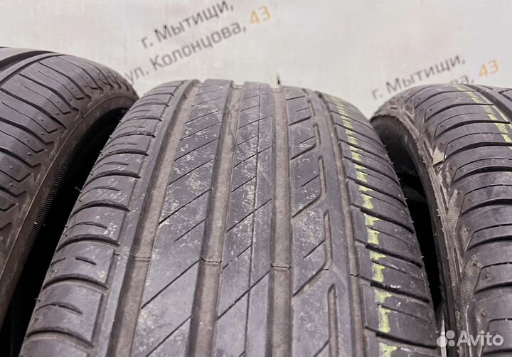 Bridgestone Turanza T001 215/55 R17 94Y