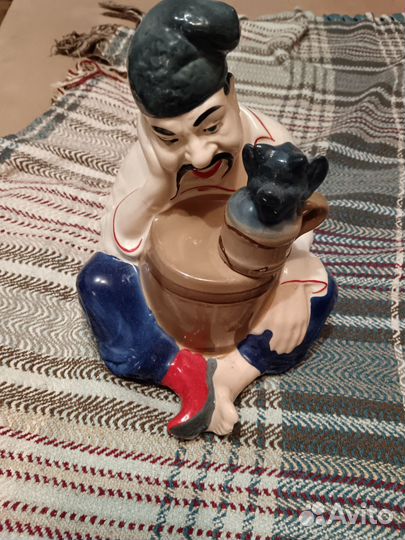 Статуэтка казак с чертенком