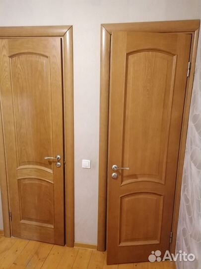 Межкомнатные двери бу с коробкой 2шт