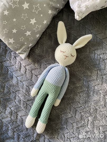 Заяц вязаный для малышей