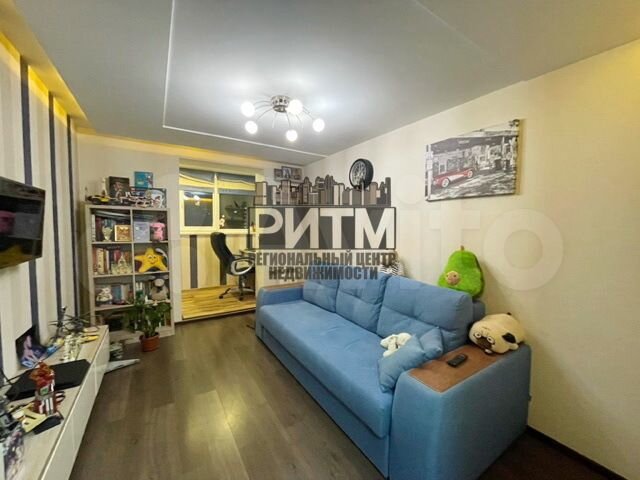 2-к. квартира, 60 м², 10/10 эт.