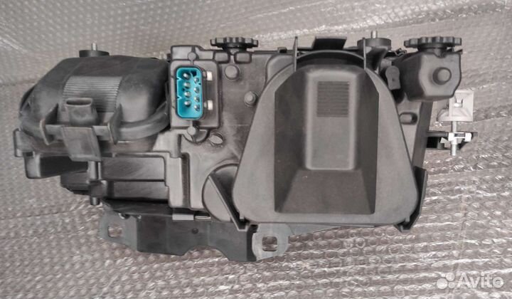 Передняя фара E38 BMW 7