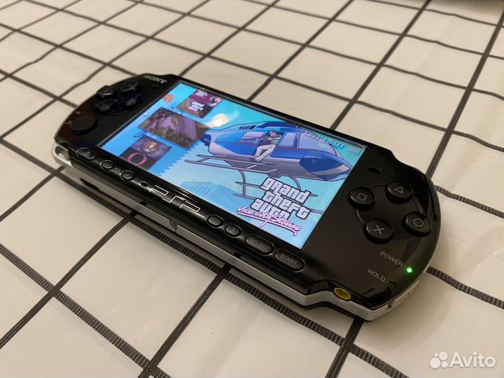 Sony PSP 3008 прошитая 64 гб