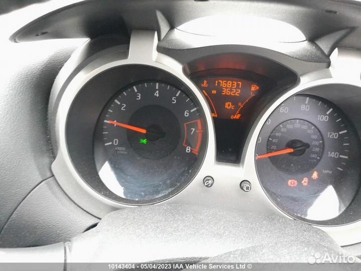 Решетка радиатора Nissan Juke F15 (2010-2017)