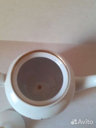 Заварочный чайник. Фарфор. Песочное