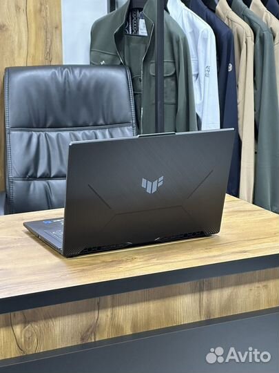 Asus Tuf Gaming f17 i5 11400h RTX 3050