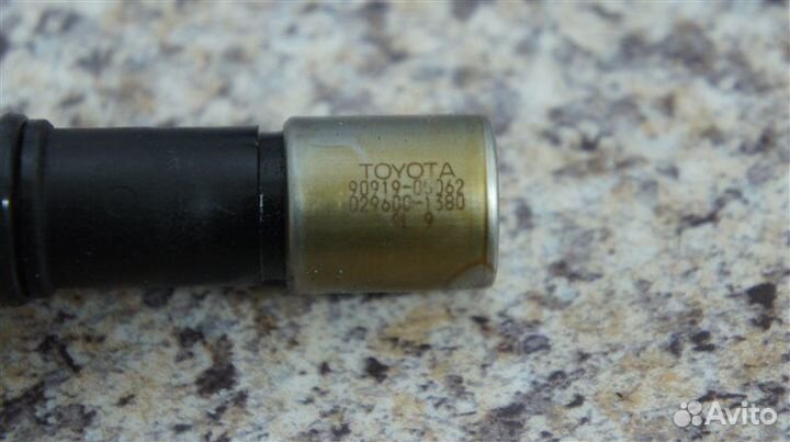 Датчик положения коленвала Toyota Passo