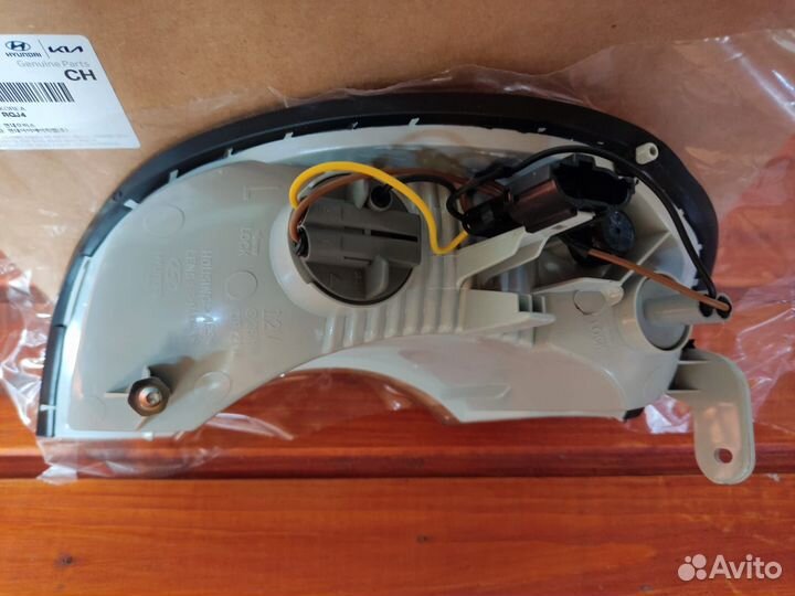 Поворотник левый terracan терракан