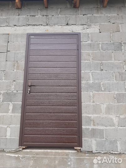 Дверь Дорхан