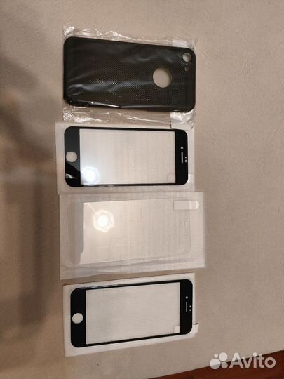 3 стекла и чехол на iPhone 7